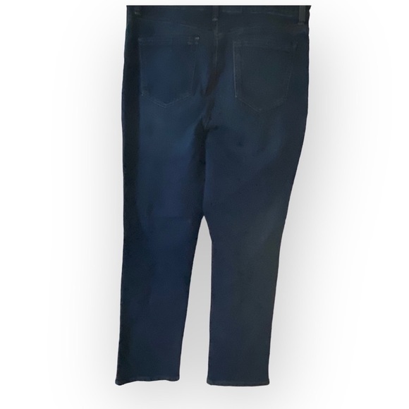 Gloria Vanderbilt Jeans Women’s 14 Average Blue Amanda‎ Dark Wash - Picture 2 of 12